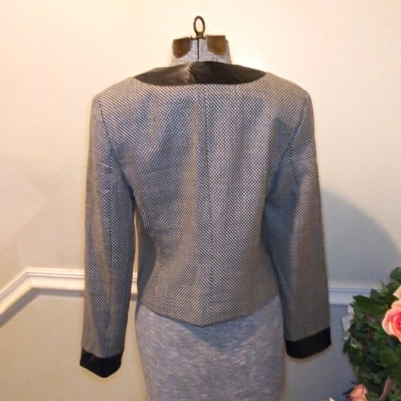 Vintage Neiman Marcus Black/Ivory Cropped Wool Jacket With Genuine Leather Trim - Picture 11 of 16